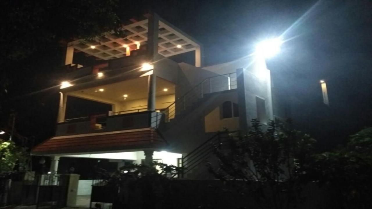 Castle 50 Βίλα Κοϊμπατόρε Εξωτερικό φωτογραφία